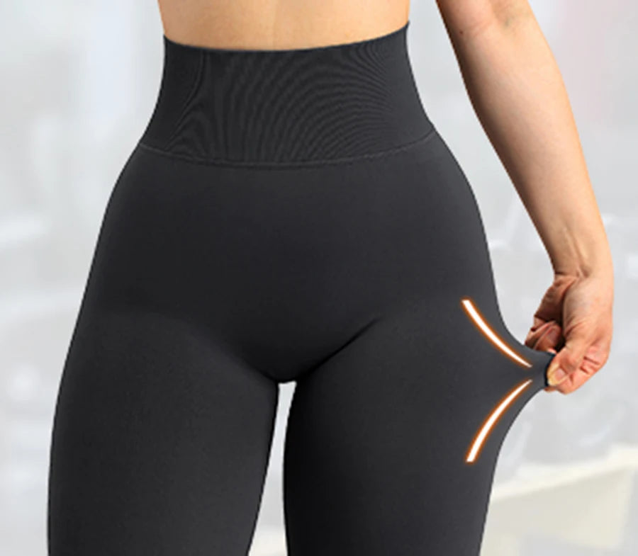 Nuevas mallas deportivas Push Up sin costuras para mujer