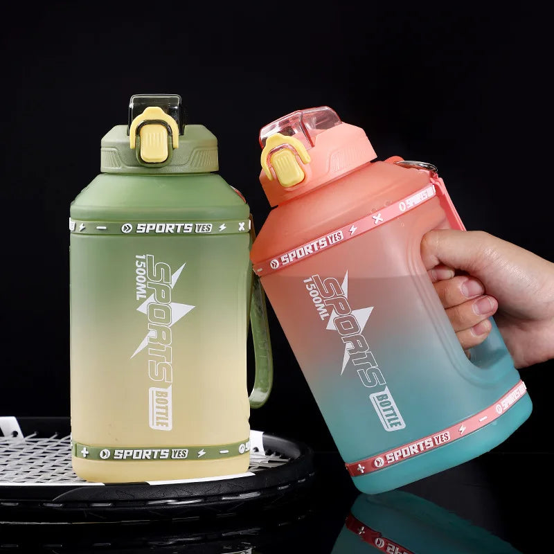 Botella de agua deportiva de 1,5L